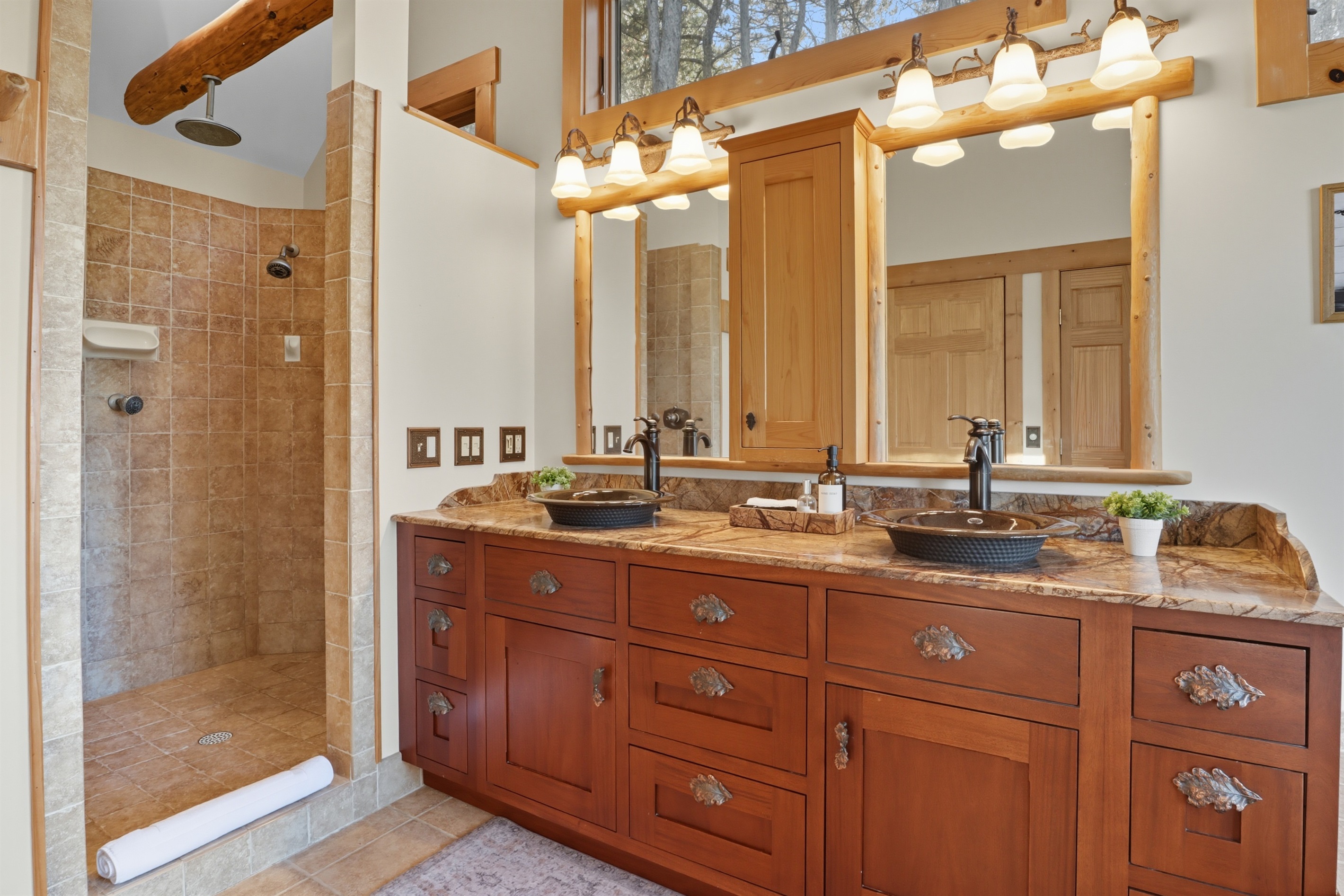 Bathroom 1 Full master bath with jet tub and walk in shower main floor