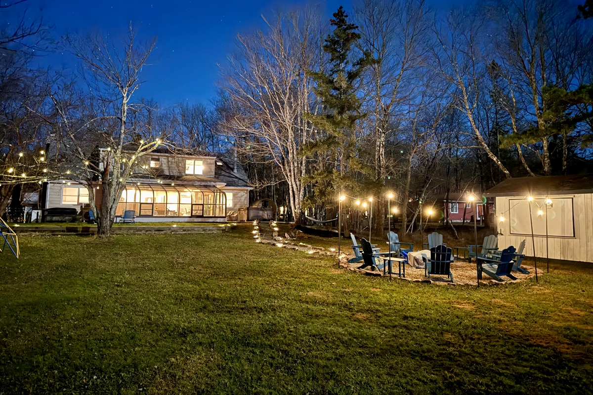 Golden hour by the firepit — gather, laugh, and linger.