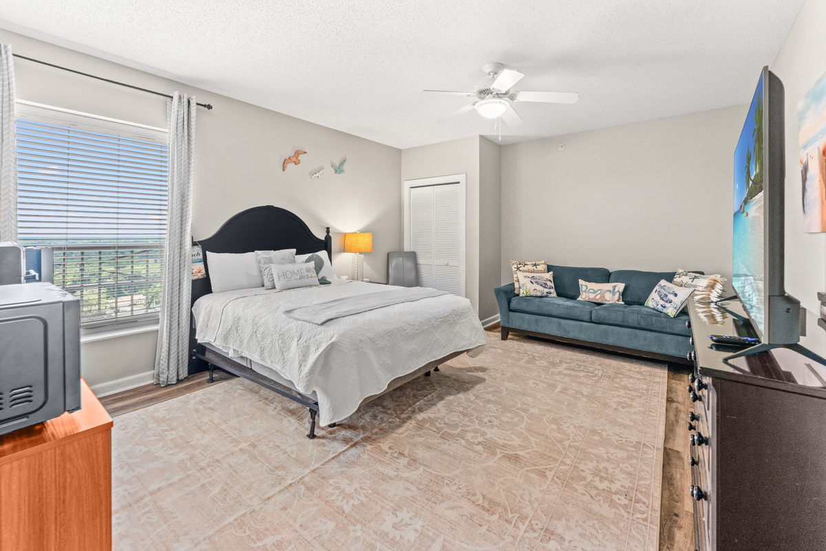 3rd Bedroom has room for a Queen bed and a Queen sleeper sofa