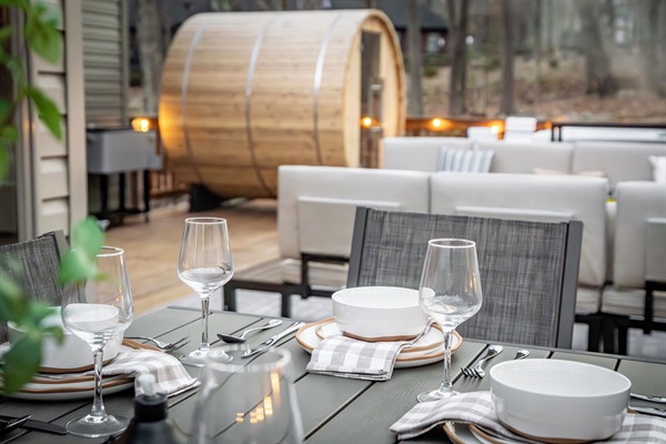 Outdoor dining