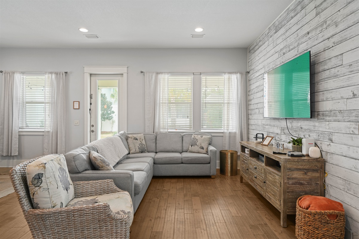 Open living space with direct access to the backyard and pool area.