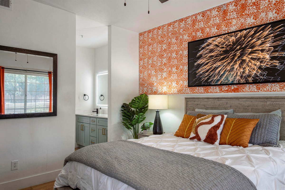 Enjoy a calm and relaxing bedroom with clean contemporary finishes, cozy textures, and a welcoming ambiance that makes every stay comfortable and memorable.
