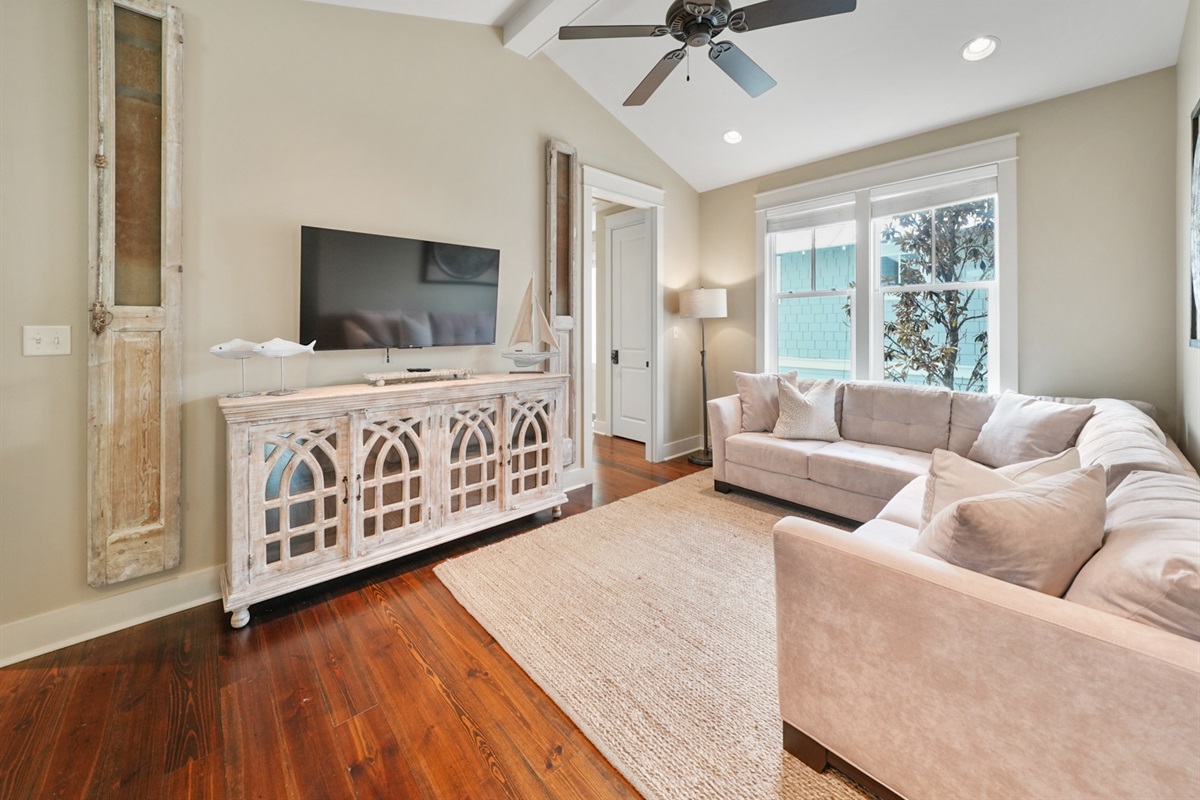 Upstairs Living Area