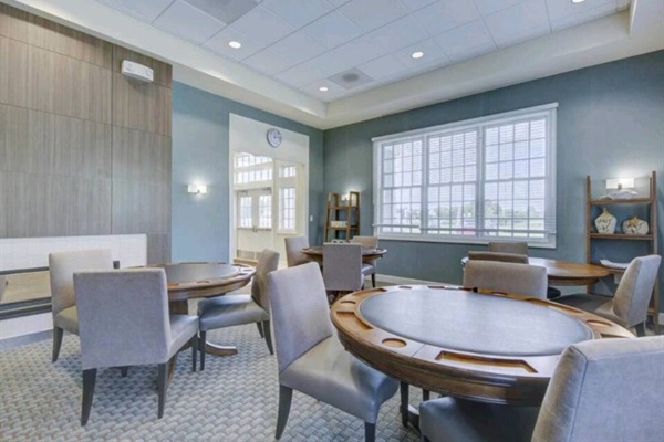 Meeting room: Flooded with natural light and furnished with cozy chairs and tables, this welcoming space is perfect for board games with the family or plotting your next seaside adventure.