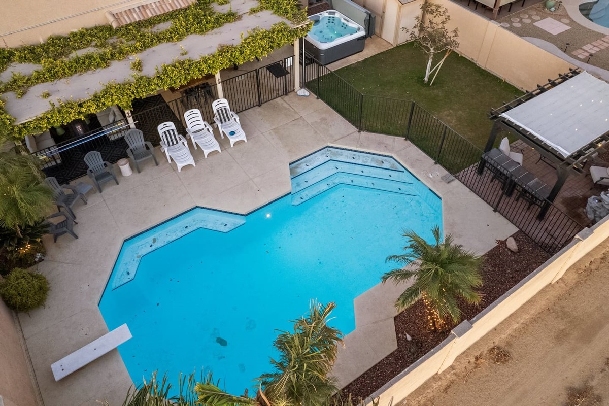 Peoria Home with Heated Pool + Hot Tub — Peoria Home with Heated Pool + Hot Tub, Peoria, Arizona — photo 2