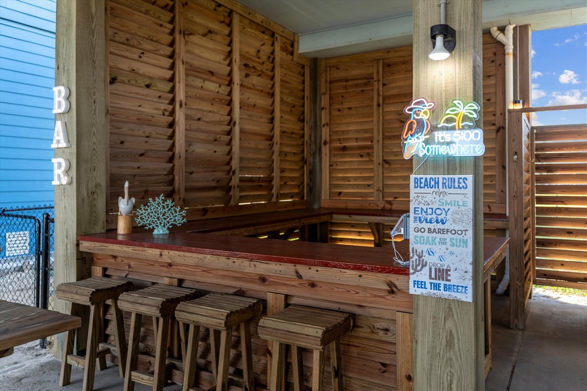 548f94718e0b4e30993d6a0f45a23d34 Large | Beachhouse | Texas | TX | Vacation Homes | Galveston | Crystal Beach | Kokomo | Breezy Days | Beachfront Elegance | Sunrise Serenity | Southern Sands Property Management, LLC