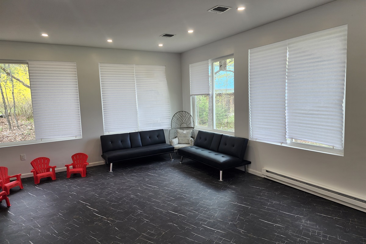 NYSCM0003 New 11 Bedroom Ranch South Fallsburg NY FIVE STAR RELAX