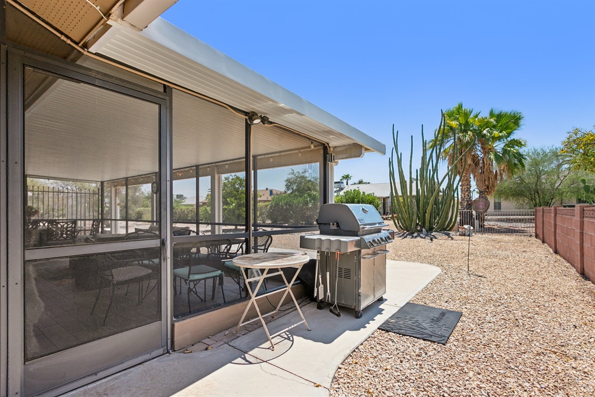 55+ Comfort & Quiet | 2BR Peaceful Home — Comfort & Quiet | 2BR Home in 55+ Neighborhood, Sun City West, Arizona — photo 35