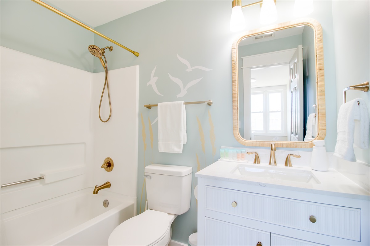 Bathroom 3 - Full Bathroom