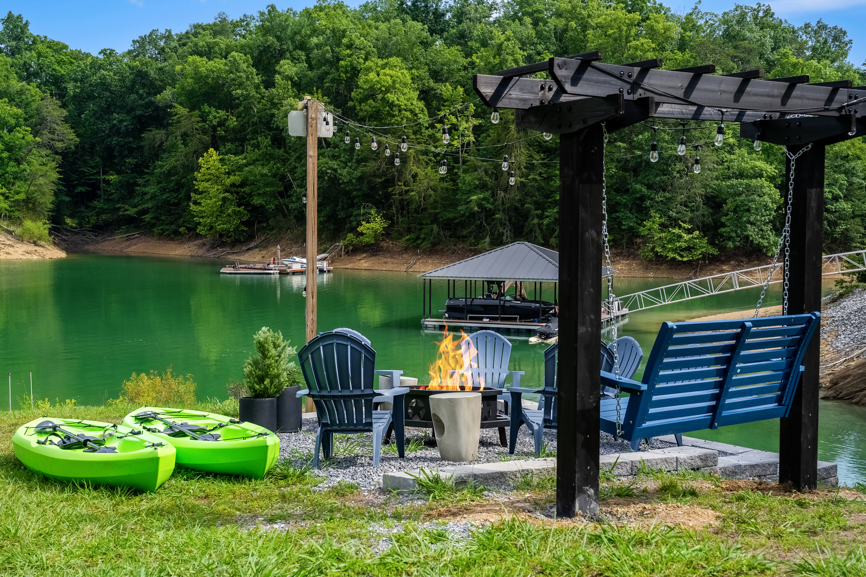 Beautiful firepit on the lake