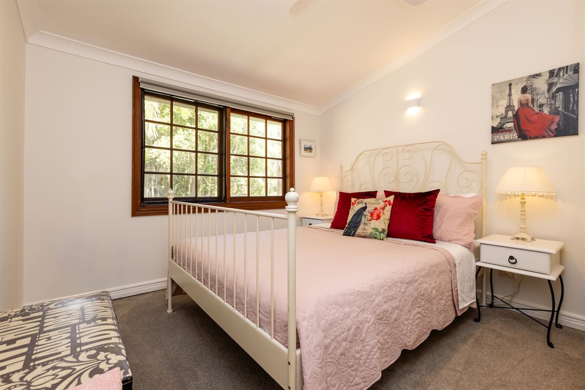 Queen Bed