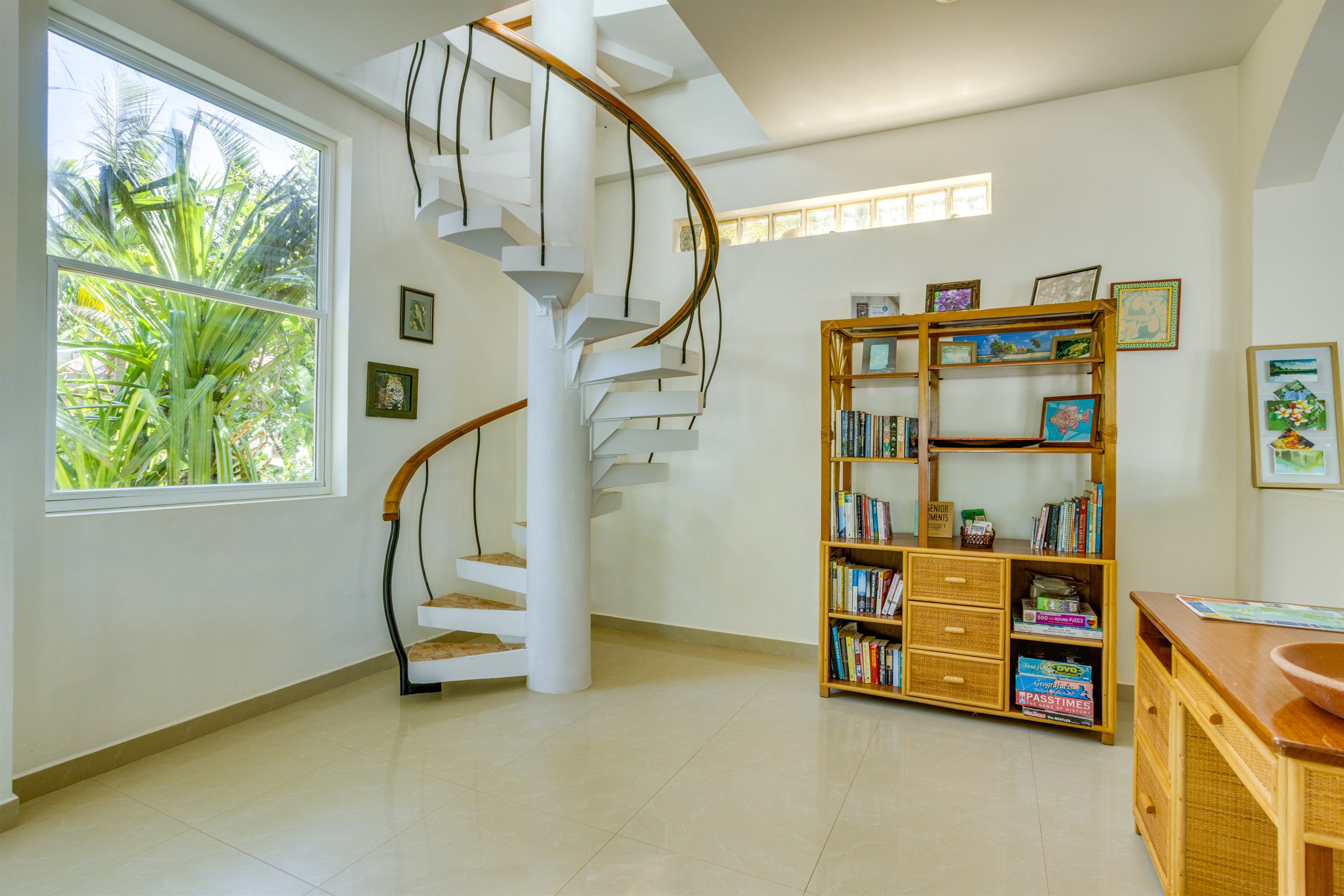 Spiral stair case to second floor bedroom area