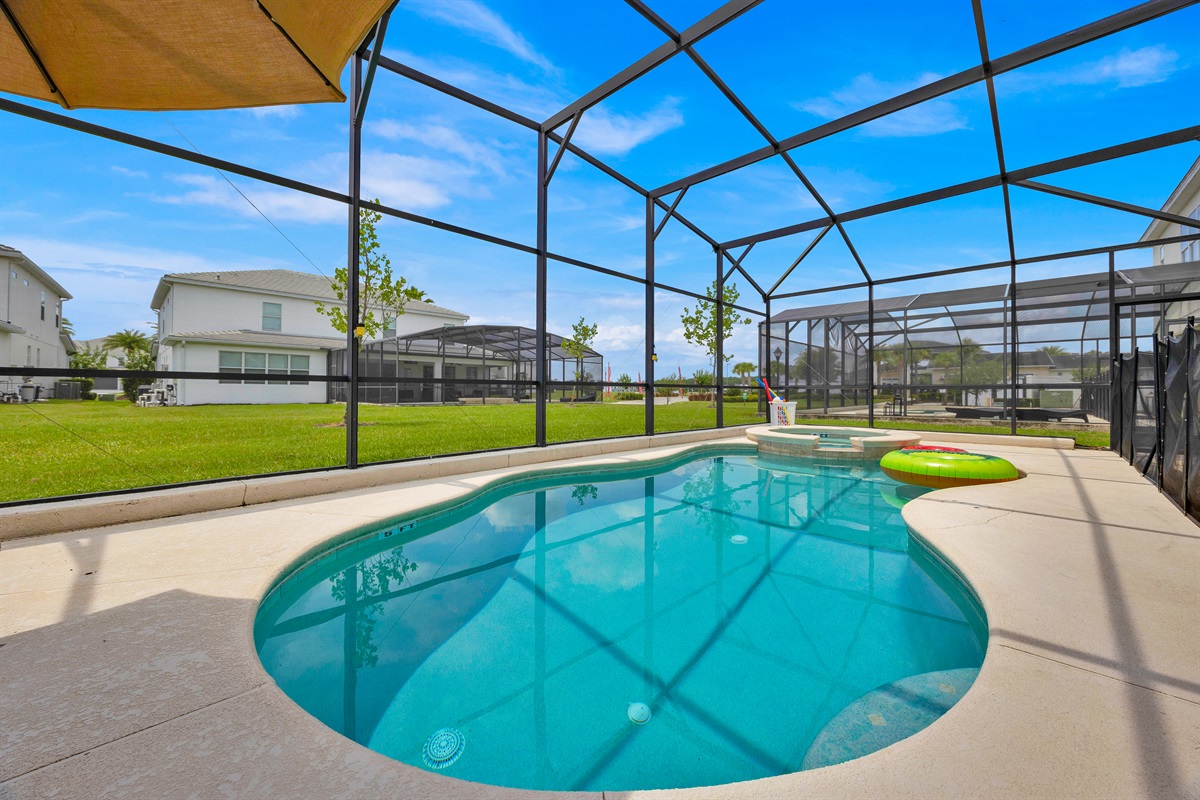 Welcome to our baby friendly 5 bedrooms villa with Private Pool and Game Room. This fabulous villa is at Sonoma Resort next to The Loop, a shopping and entertainment hub. It&rsquo;s only minutes away from Disney World, Universal Orlando and more!