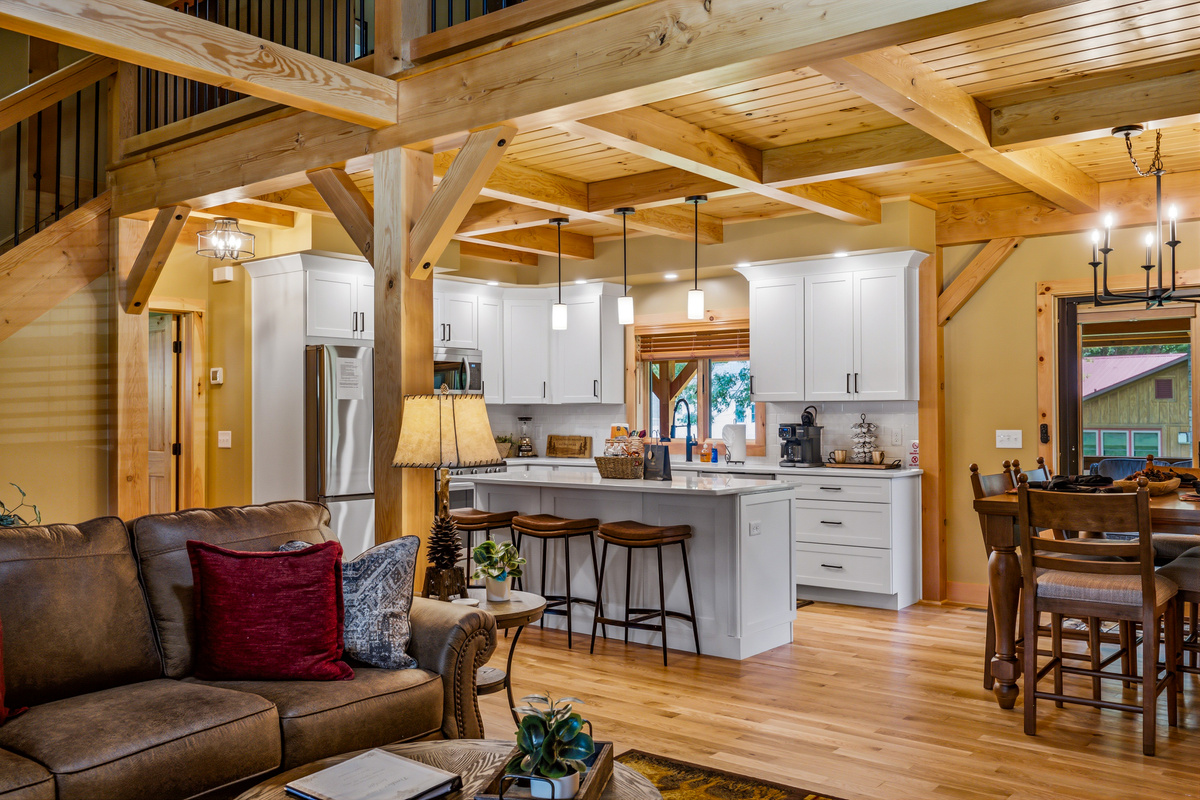 Large fully Stocked Kitchen
