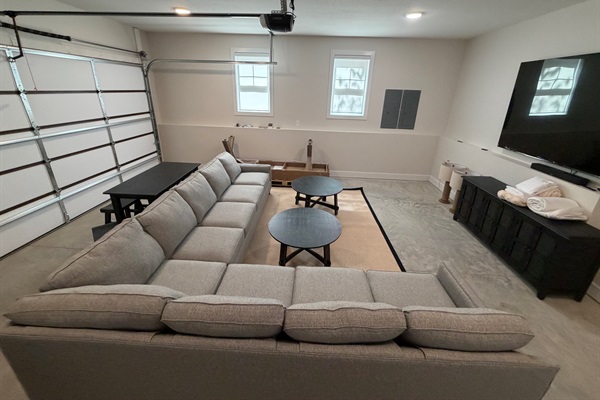 Game and entertainment room