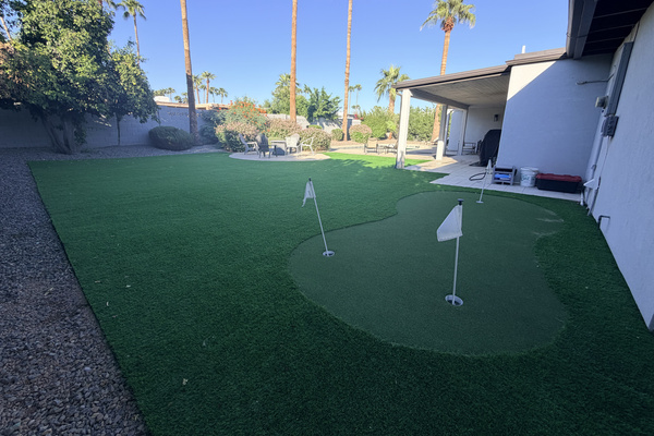 Practice your putting before you and your friends hit the links.