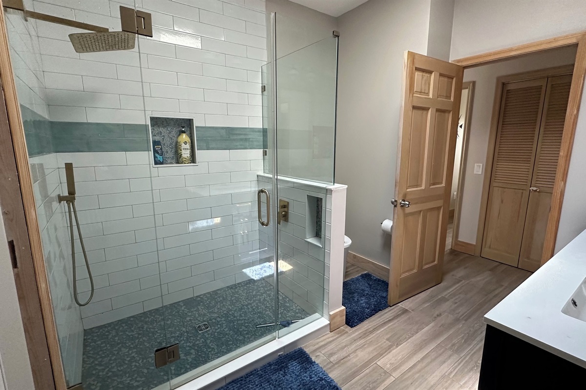 Large shower and double sink vanity 