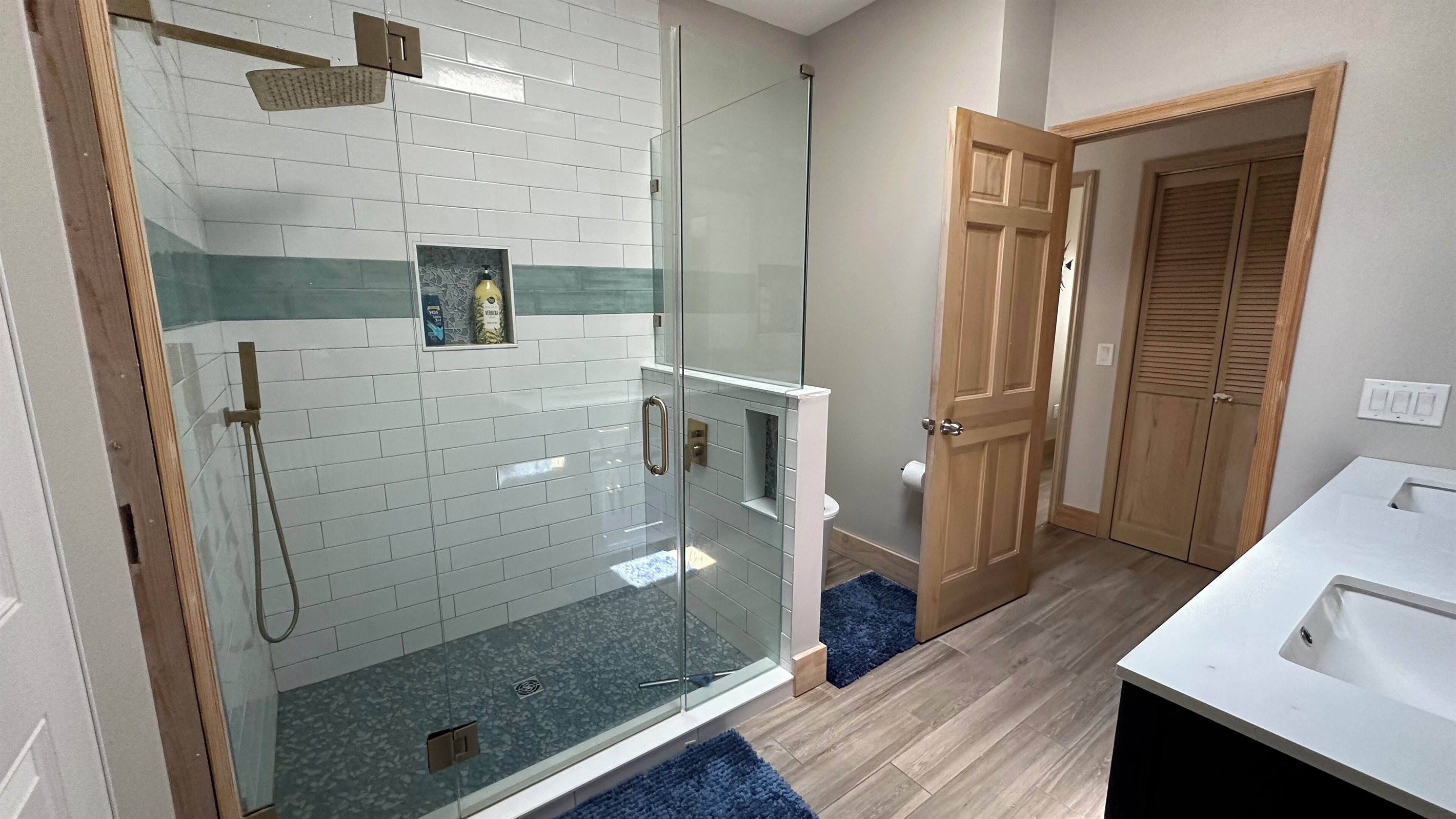 Large shower and double sink vanity 