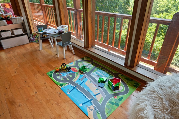 Kid Imagination Station