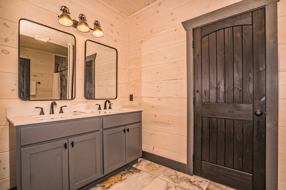Ensuite