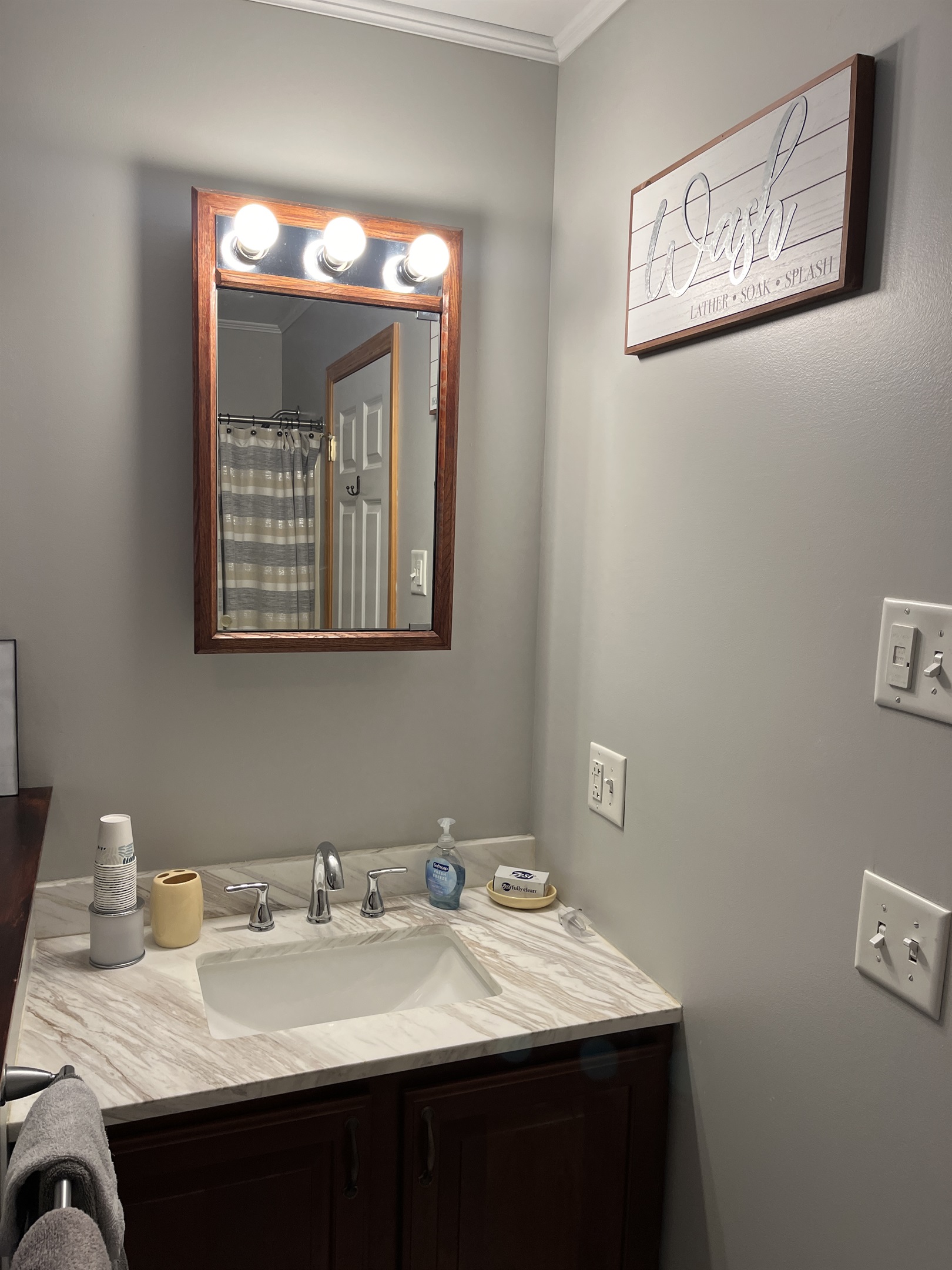 1st floor bath with jacuzzi tub