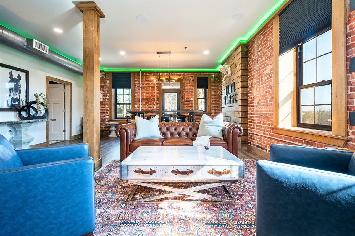 [Lighting] You Can Change the Color of the Crown Molding Lighting