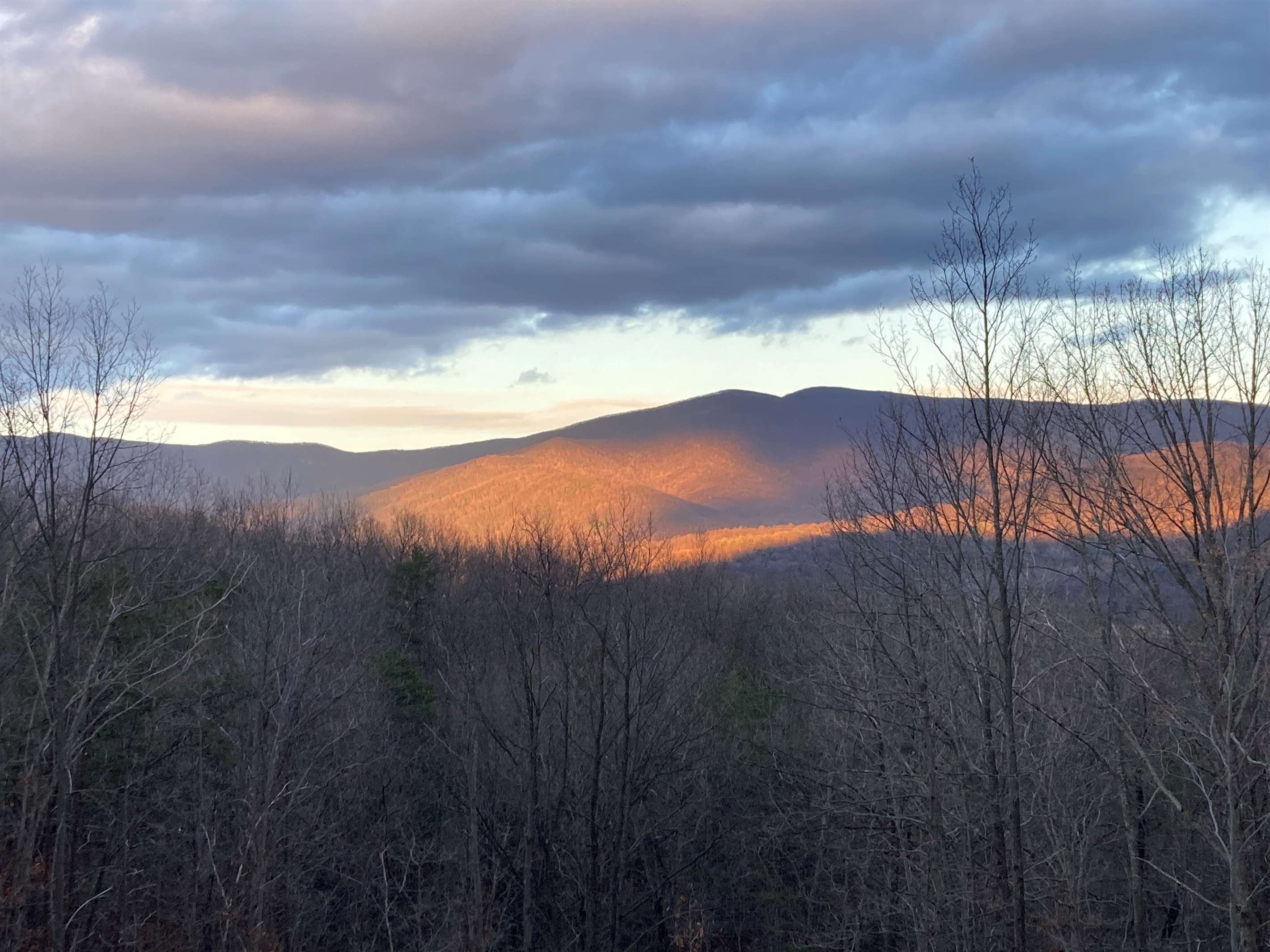 Beautiful mountain views surrounded by peaceful nature