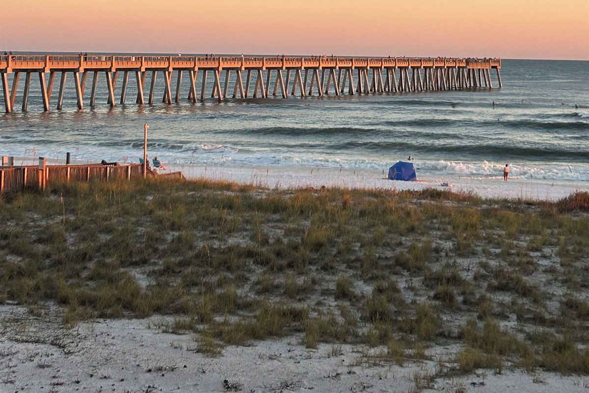 Beach & Fishing Pier
