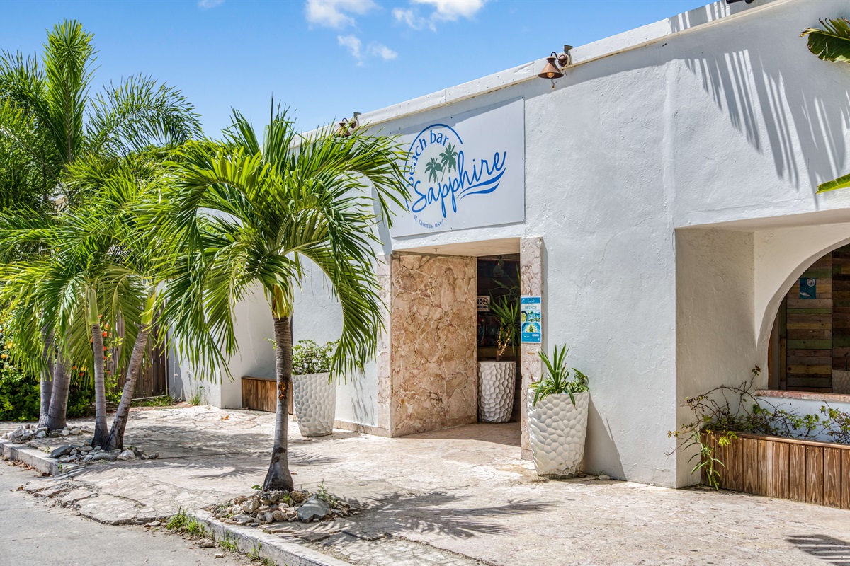 Sapphire Beach has a lively beach bar, pizza restaurant, coffee bar and upscale restaurant, Sea Salt. All of this steps from the water and your condo. 