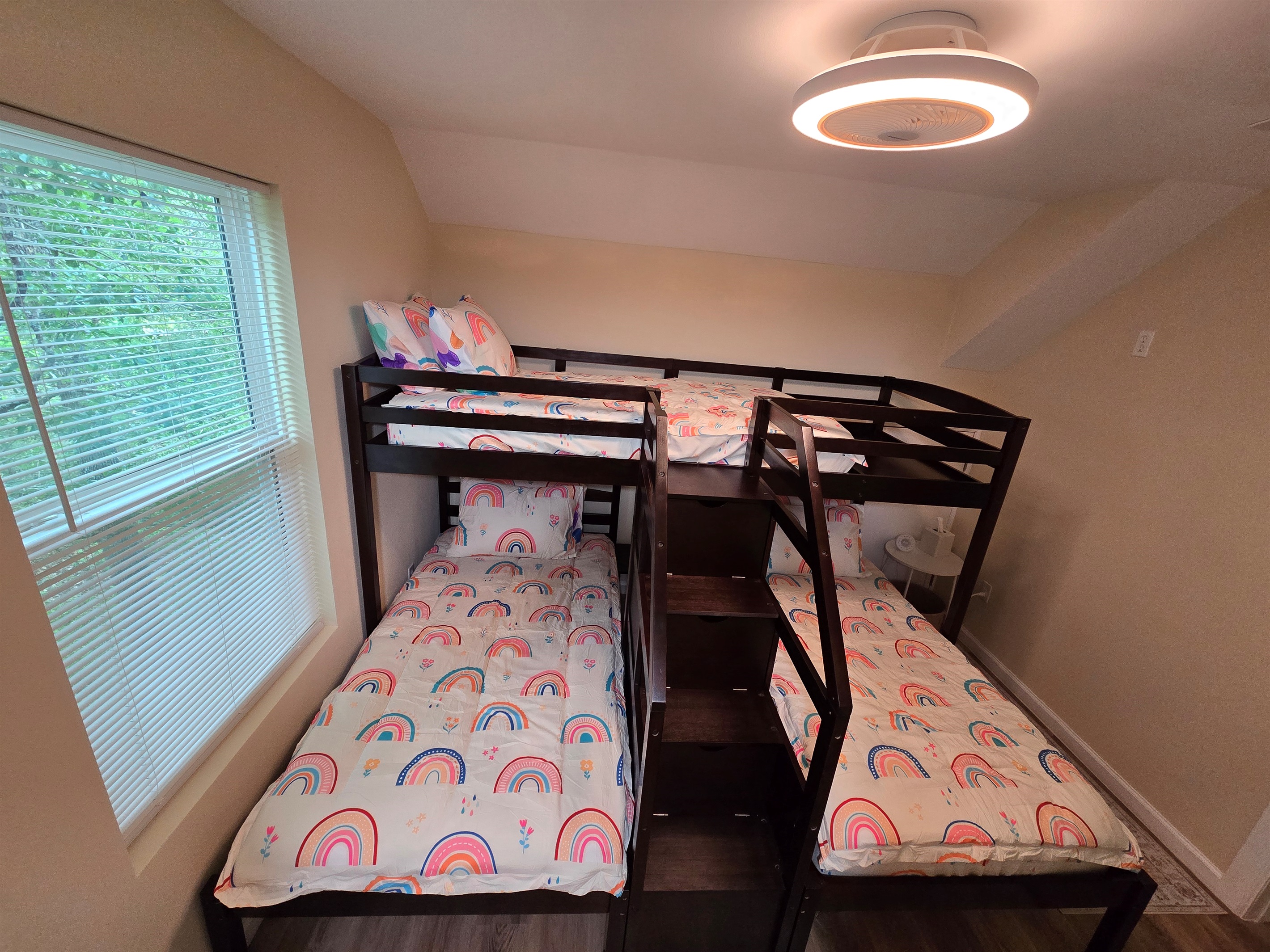 Triple twin bunk beds. Suitable for both children and adults.