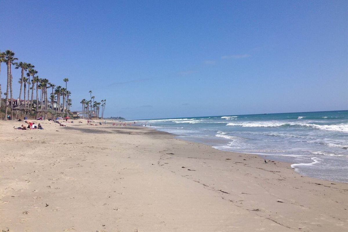 Here is a view of the San Clemente beach from the Pier. This beach is a 2-minute walk from the condo. We include a wagon, cooler, boogie boards, beach chairs, beach towels and an umbrella for your use :)