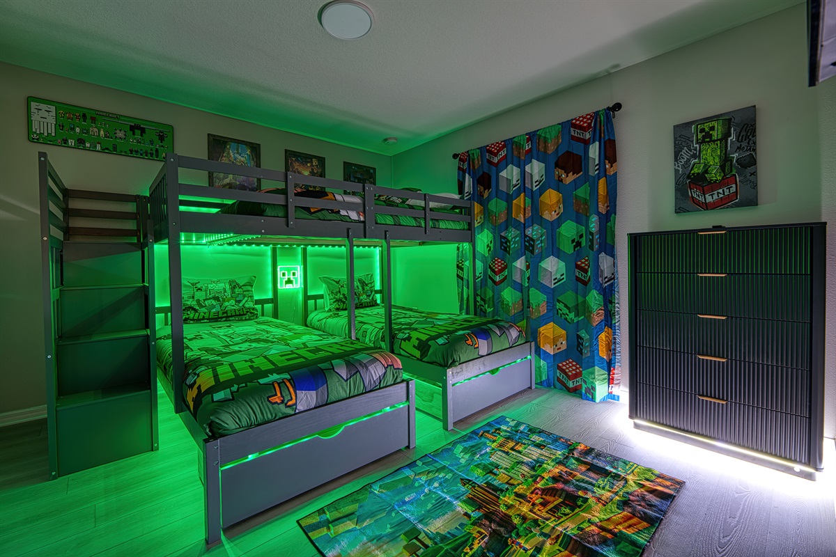 Minecraft Bunk - Full over 2 Twins