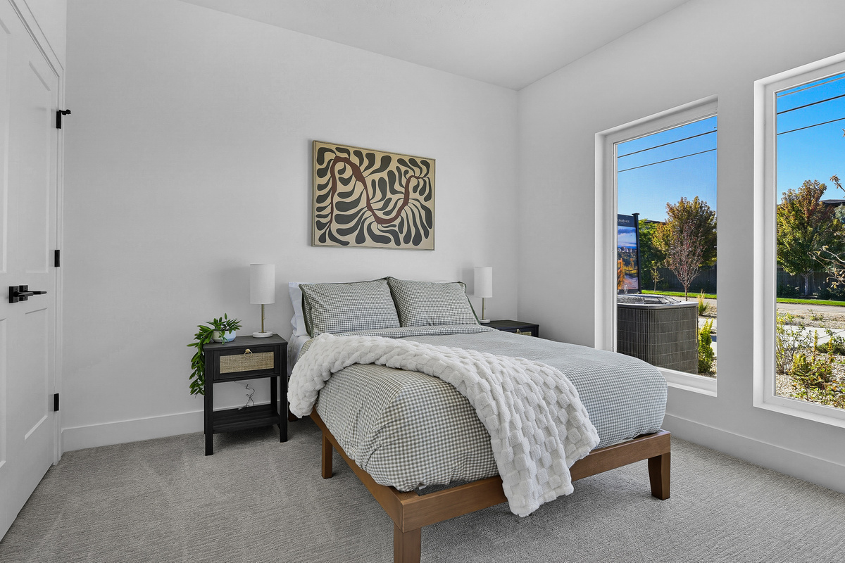 Main floor bedroom - full size bed
