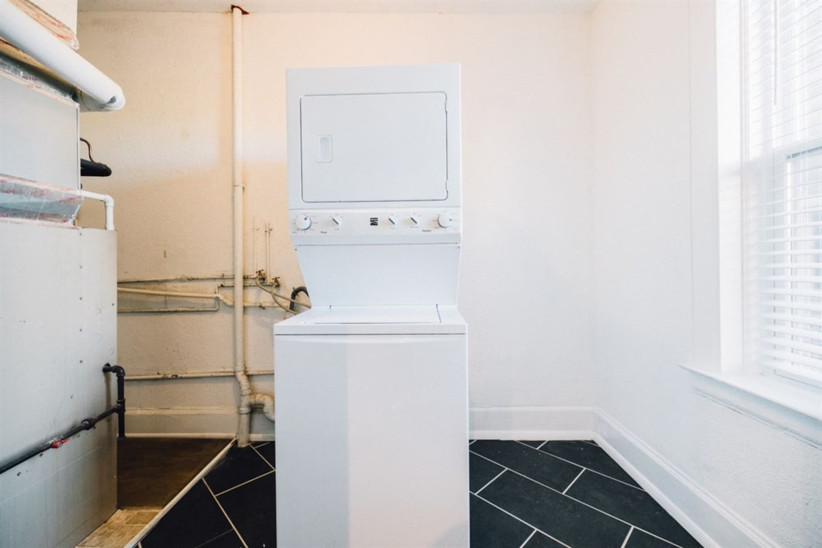 Well equipped and a nice surprise is the laundry room. You really can’t go wrong with staying here, it’s a very classic Detroit building but kept well. - Mike, 5 Star Review