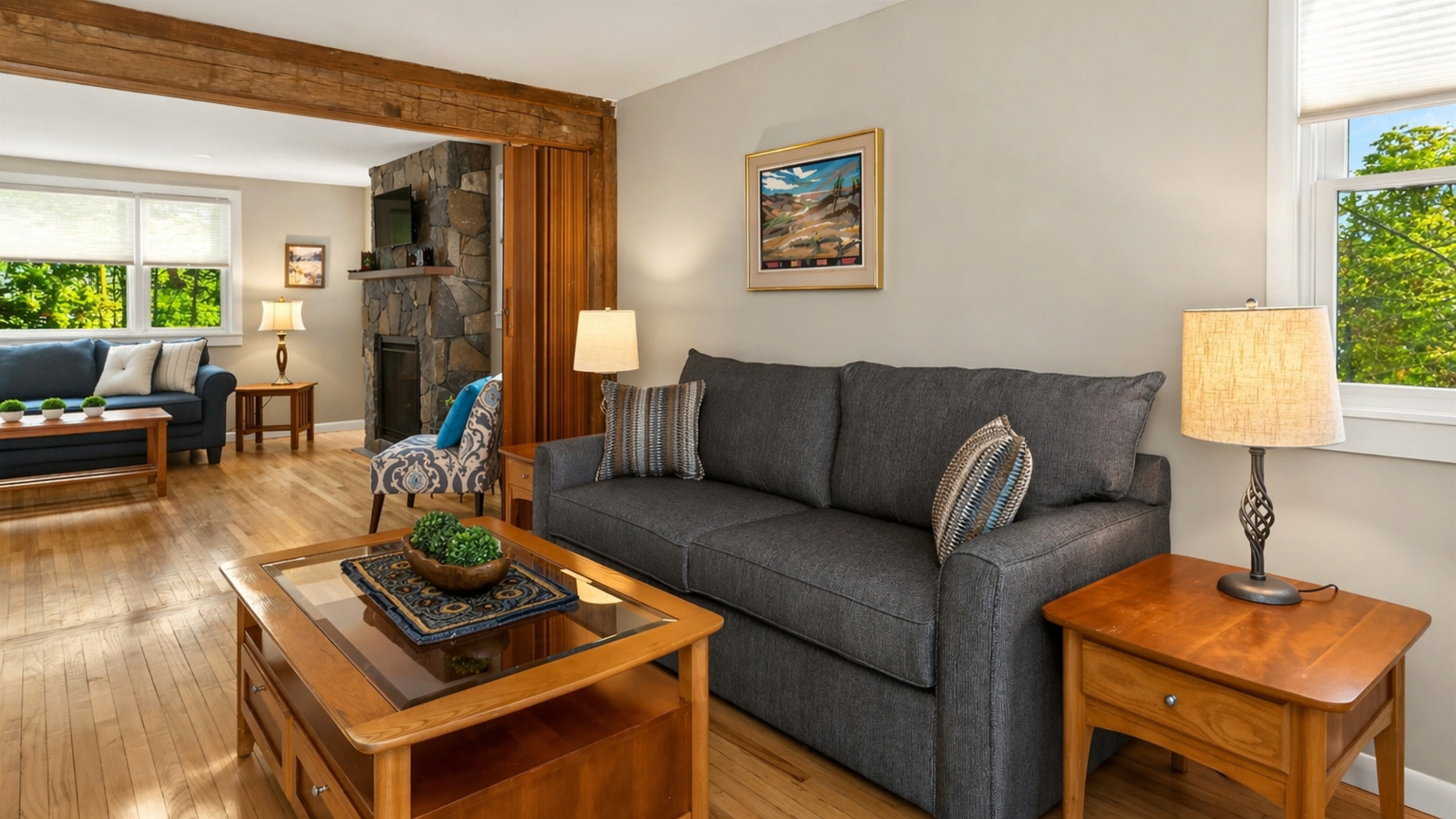 Secondary sitting area with Queen fold out sofa