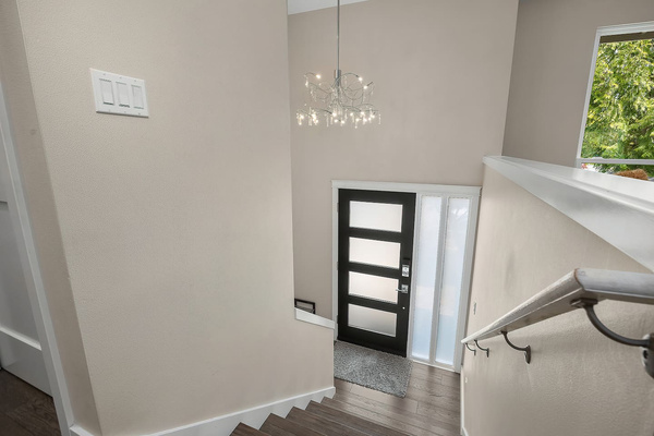 “A bright, welcoming entrance that sets the tone for a comfortable and inviting stay.”