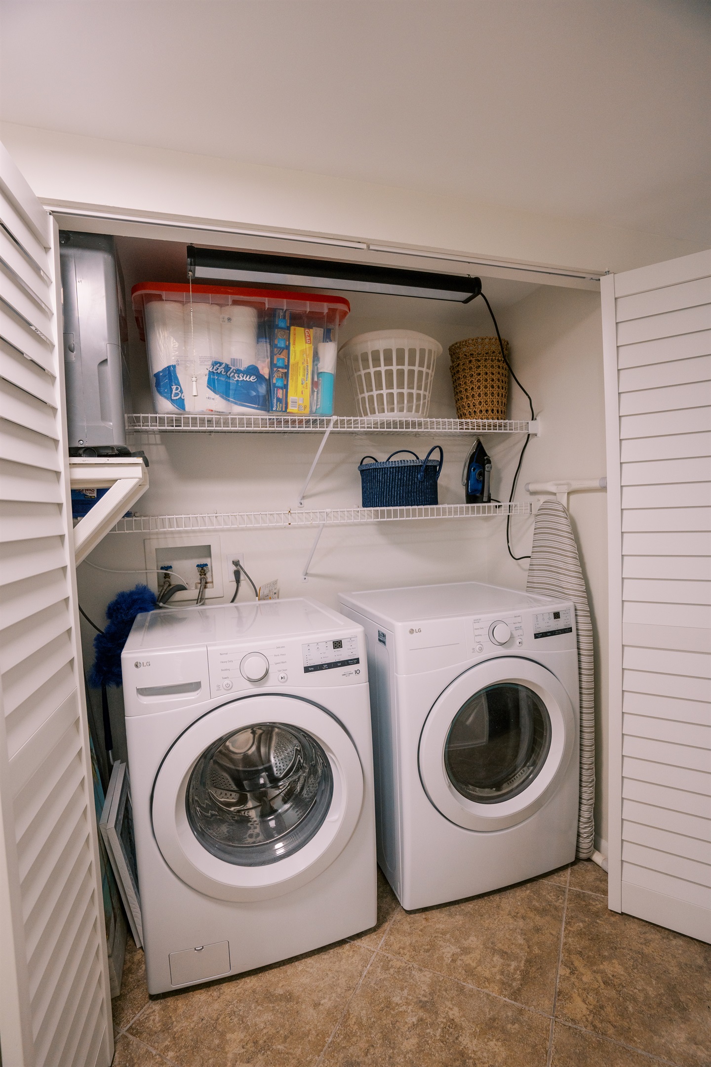No need to take home sandy beachwear. with this full-sized washer / dryer set. Toss it in and take home clean clothes! *One load detergent provided*
