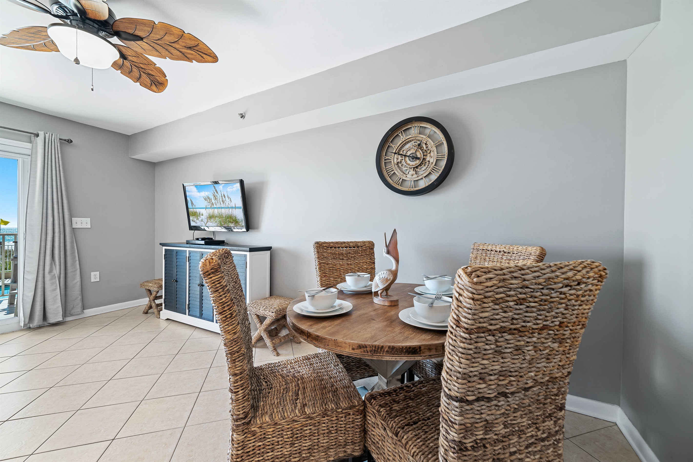 The natural textures and soft light create a serene atmosphere perfect for enjoying meals with a view.