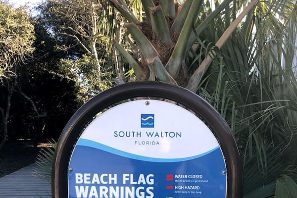 Discover a local secret!  A short stroll down Blue Mountain Rd leads to a more secluded PUBLIC  beach access. Enjoy a scenic coastal walkway lined with palms, leading to a quiet, peaceful stretch of sand—perfect for sunset walks.