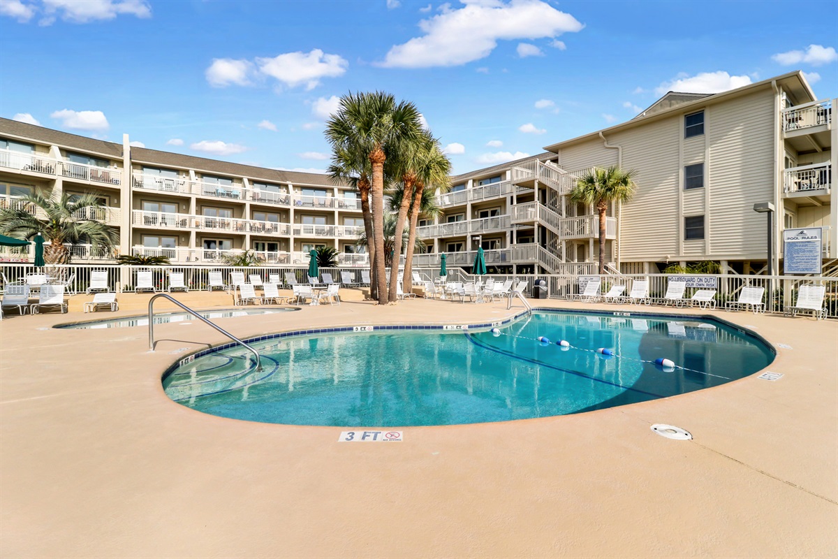 Breakers 324 pools Hilton Head