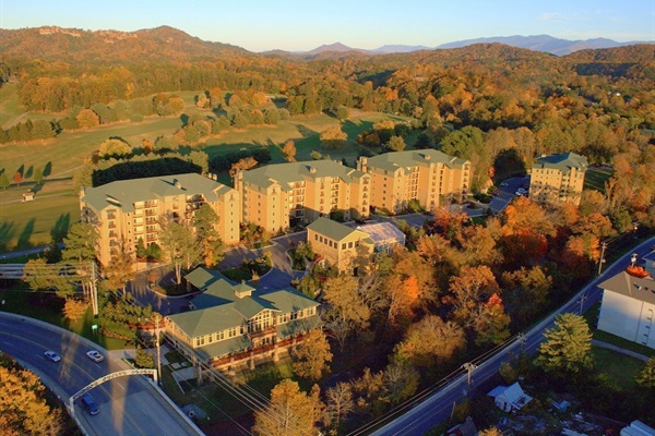 Arial view of the resort. Close to the parkway, yet secluded from all the noise.