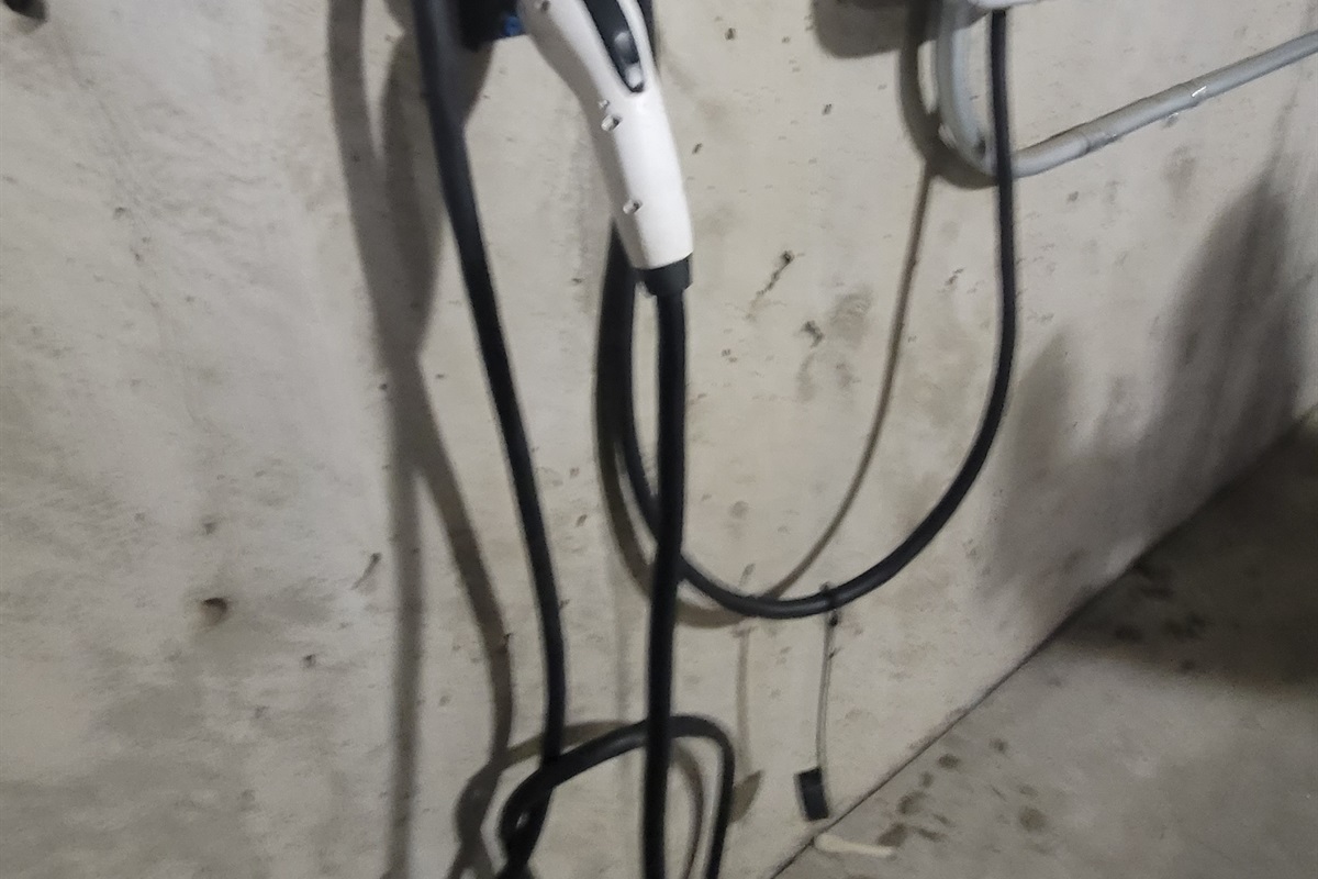2 EV chargers
