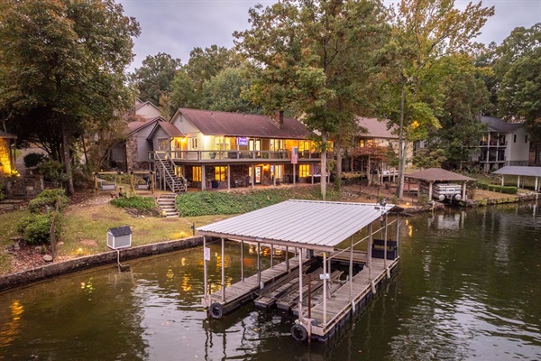 Pull right into the slip after a day on the water — Breakaway on Lake Hamilton