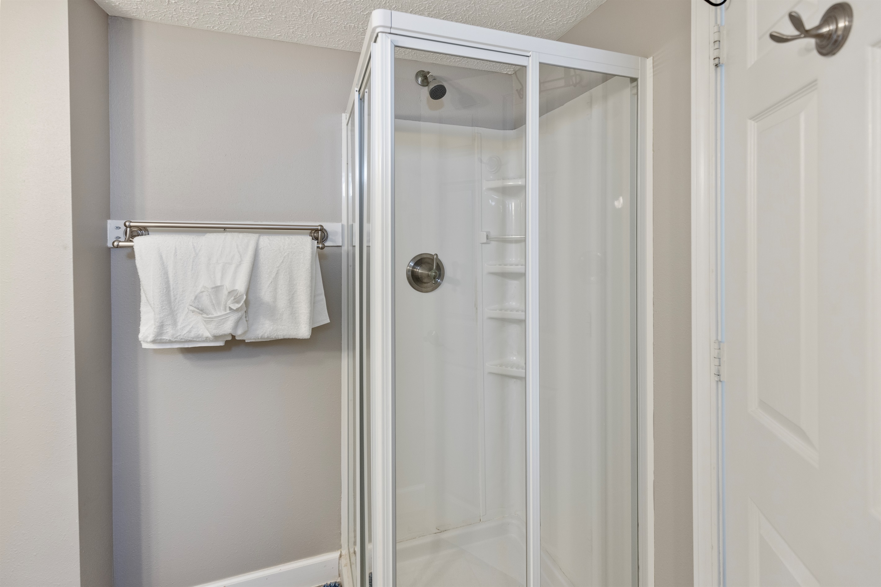 Full Bathroom 1st Floor