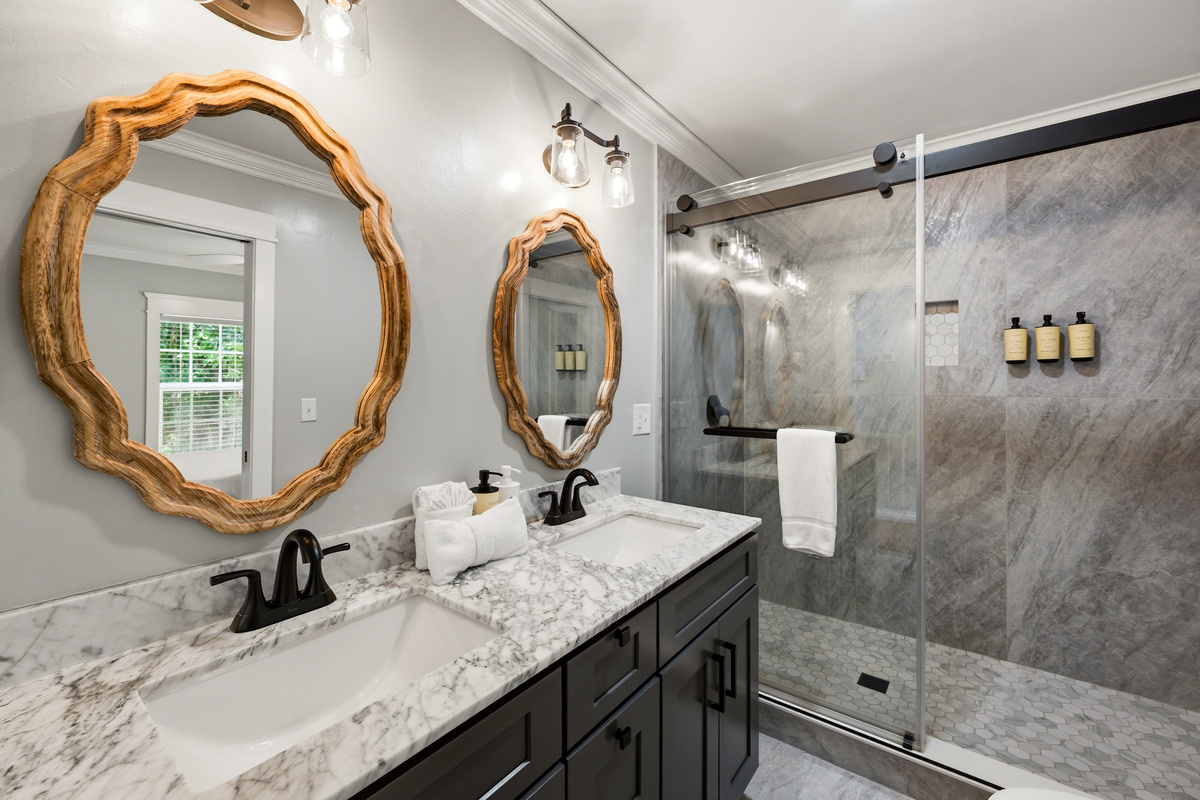 Newly Renovated Bathroom