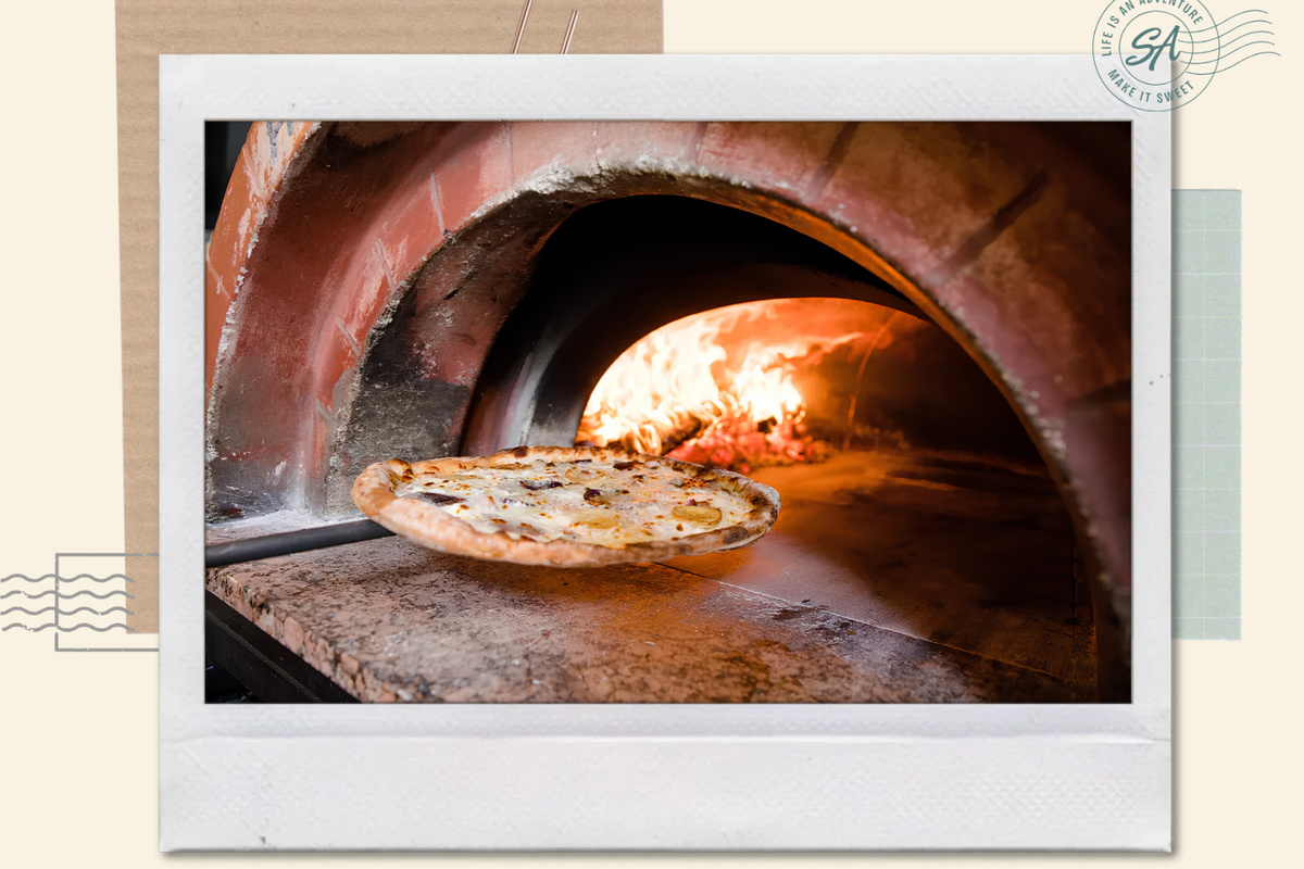 Myke's Pizza

Wood-fired pizza with a loyal local following. Worth
planning a dinner around

The house is just 12 minutes away from the attraction.