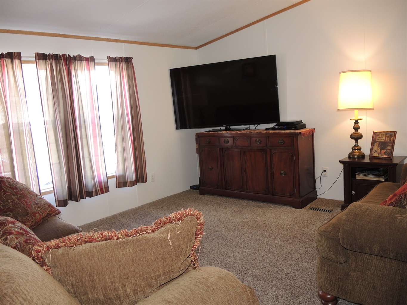 Living room with large flat screen TV