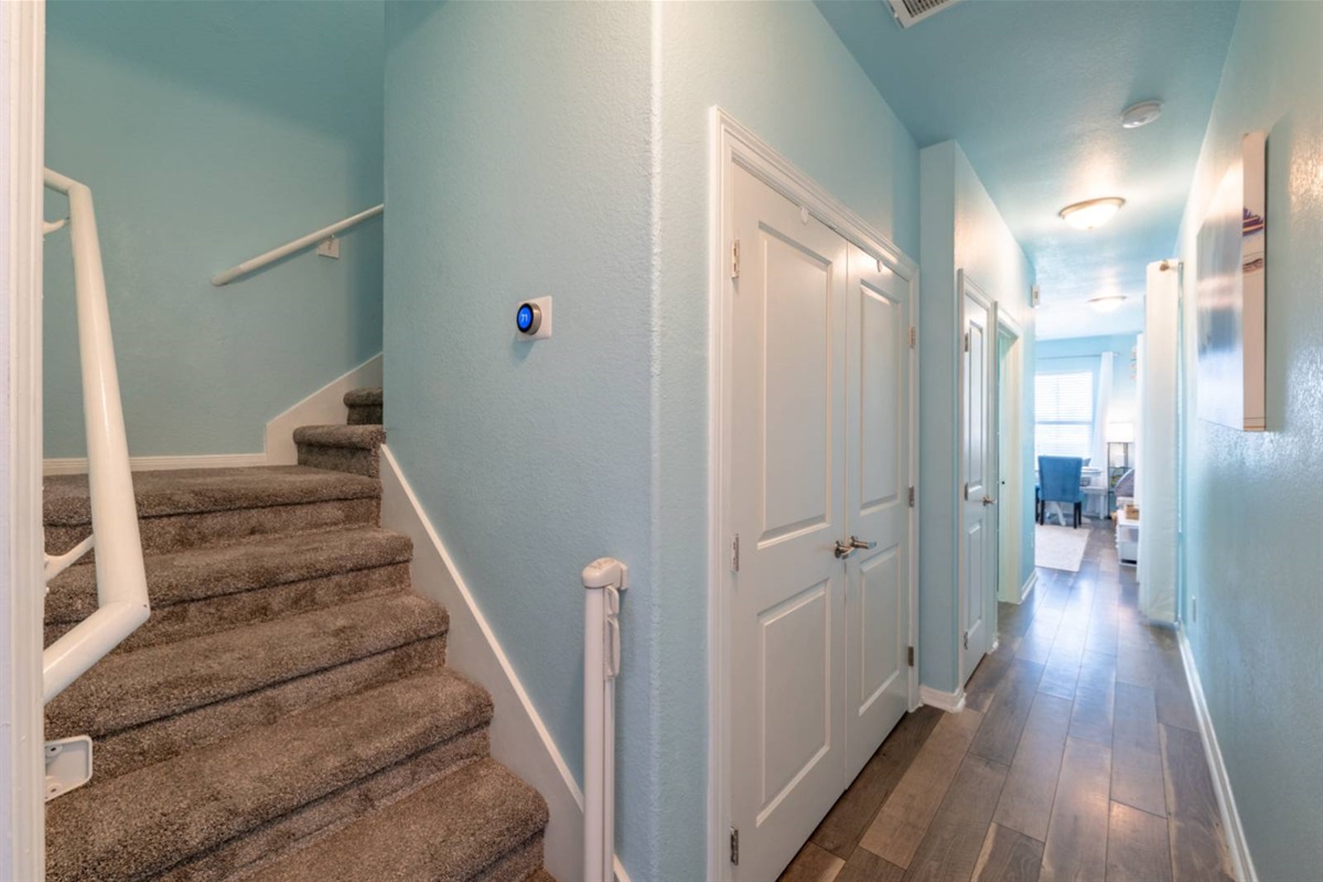 5632e4ab287845c590c922ab5d867c10 Large | Beachhouse | Texas | TX | Vacation Homes | Galveston | Crystal Beach | Kokomo | Breezy Days | Beachfront Elegance | Sunrise Serenity | Southern Sands Property Management, LLC