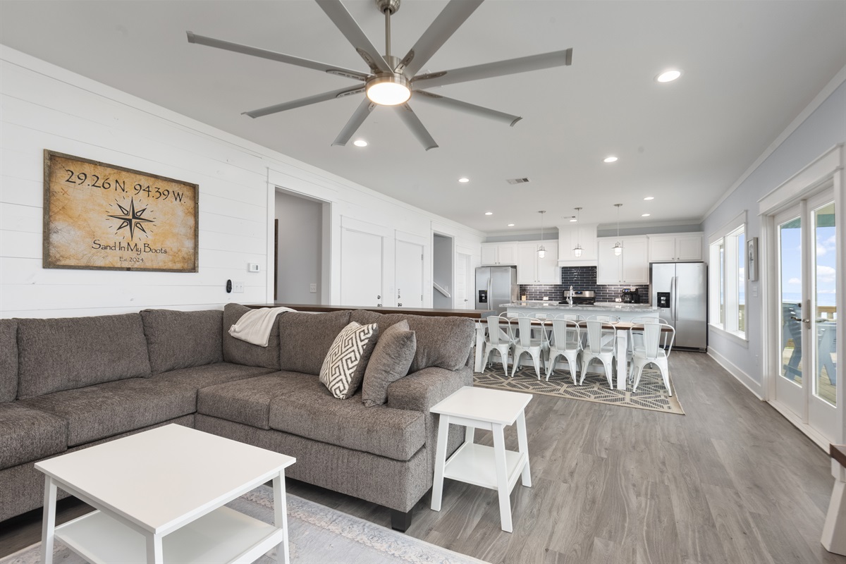 56349d7c799849fdab0c2e255df16978 Large | Beachhouse | Texas | TX | Vacation Homes | Galveston | Crystal Beach | Kokomo | Breezy Days | Beachfront Elegance | Sunrise Serenity | Southern Sands Property Management, LLC