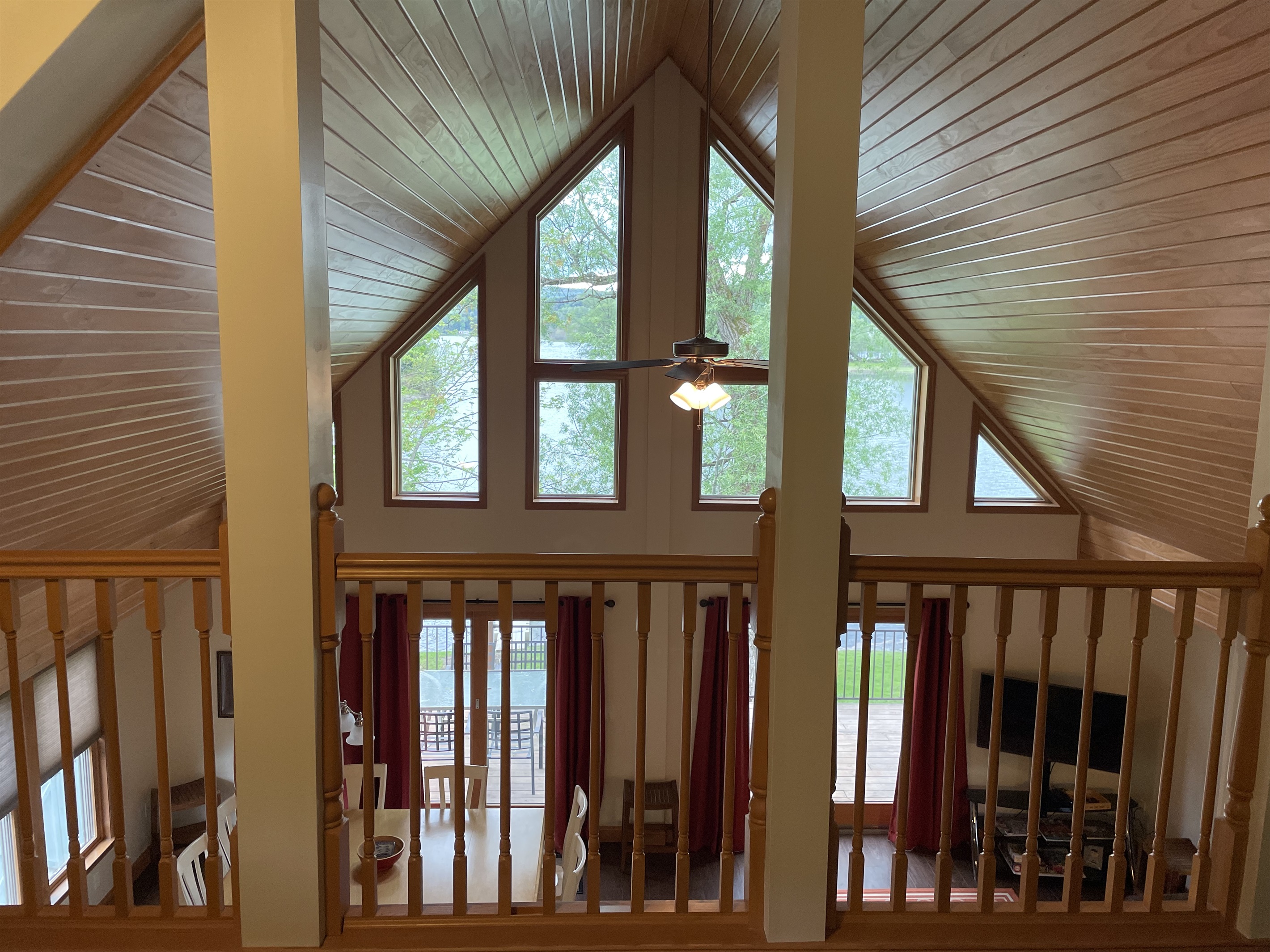 2nd floor landing